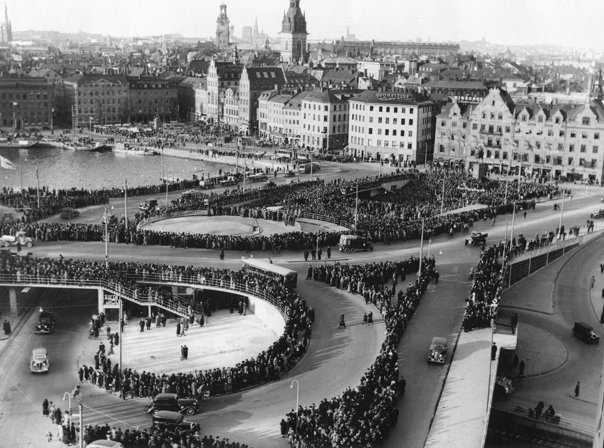 Klöverbladet vid Slussen i oktober 1935